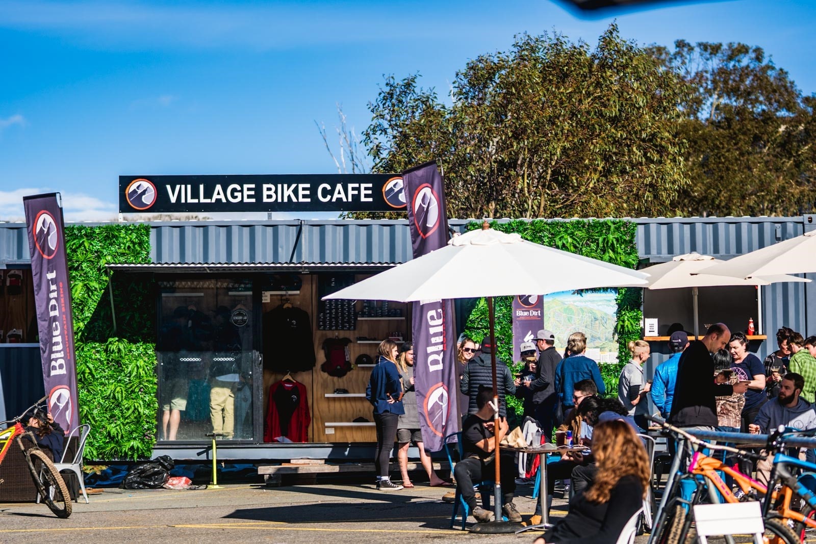 mountain bike cafe